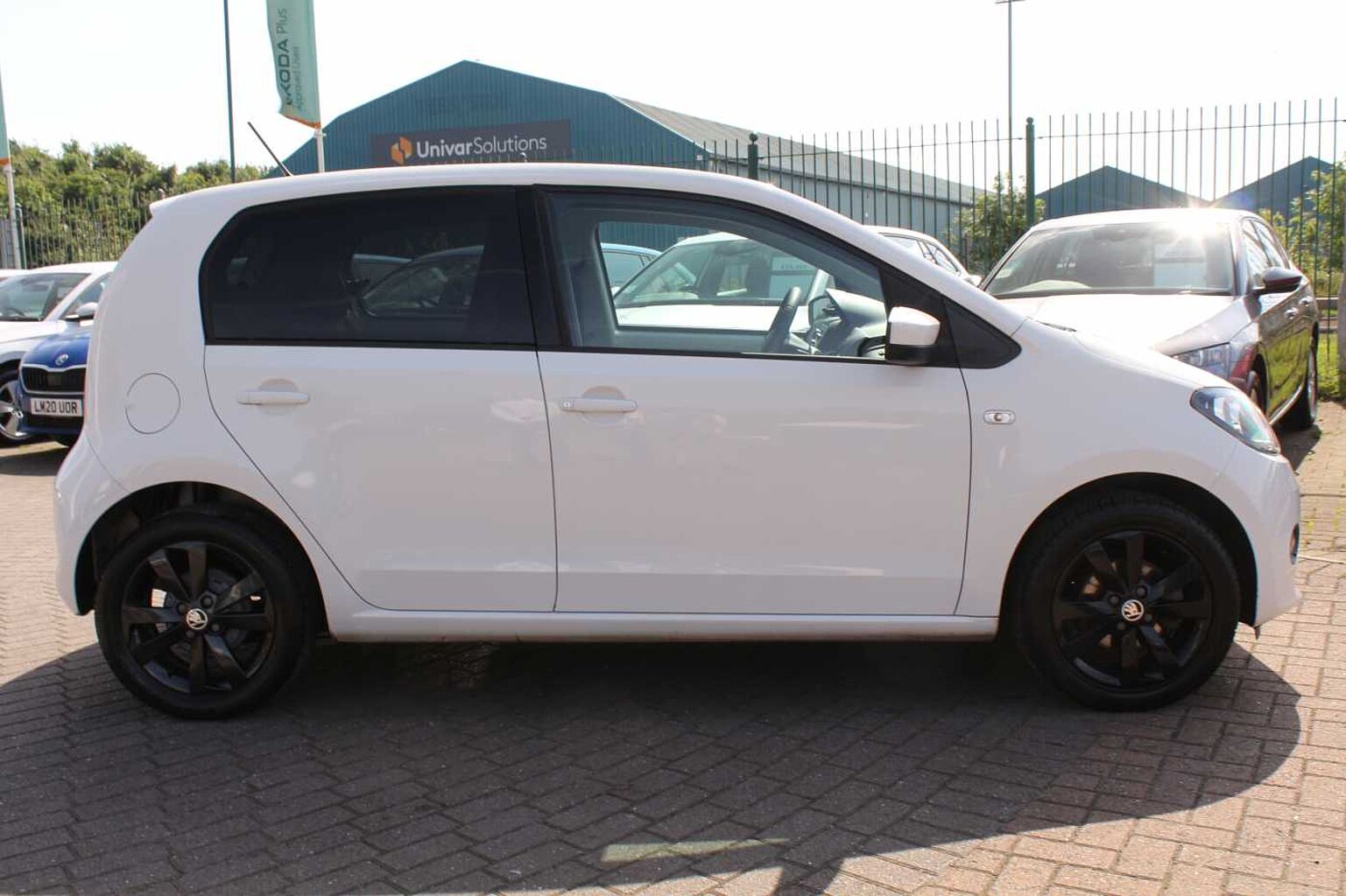 SKODA Citigo 1.0 MPI 60PS Colour Edition Hatchback 5d HB