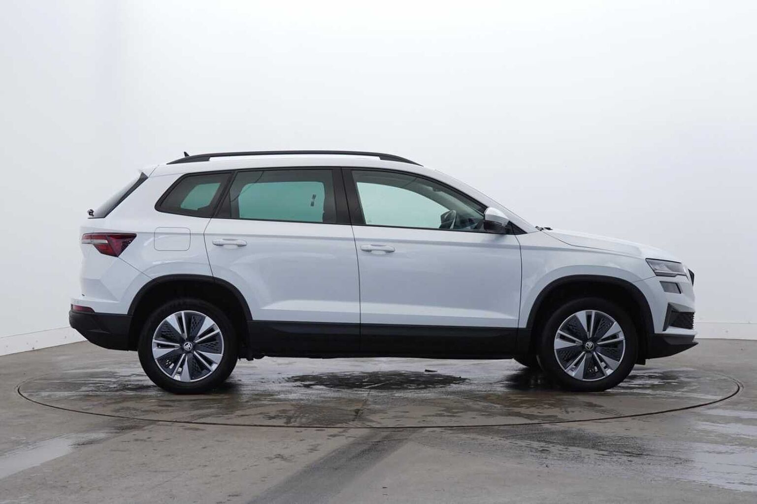 SKODA Karoq SUV 1.5 TSI (150ps) SE Drive