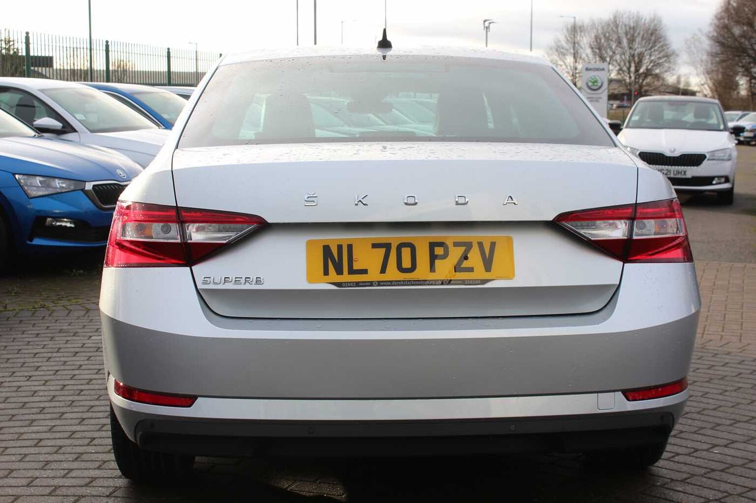 SKODA Superb 2.0 TDI (150ps) SE Technology Hatchback